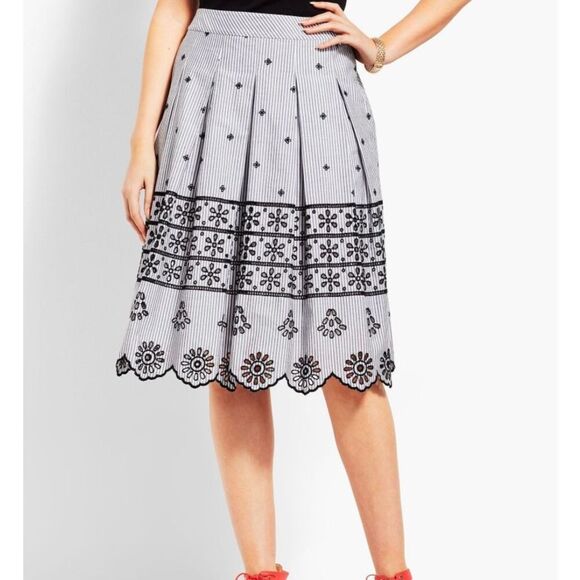 Talbots Woman’s Eyelet Pleated Striped Embroidered Skirt Size 14 - Picture 1 of 5